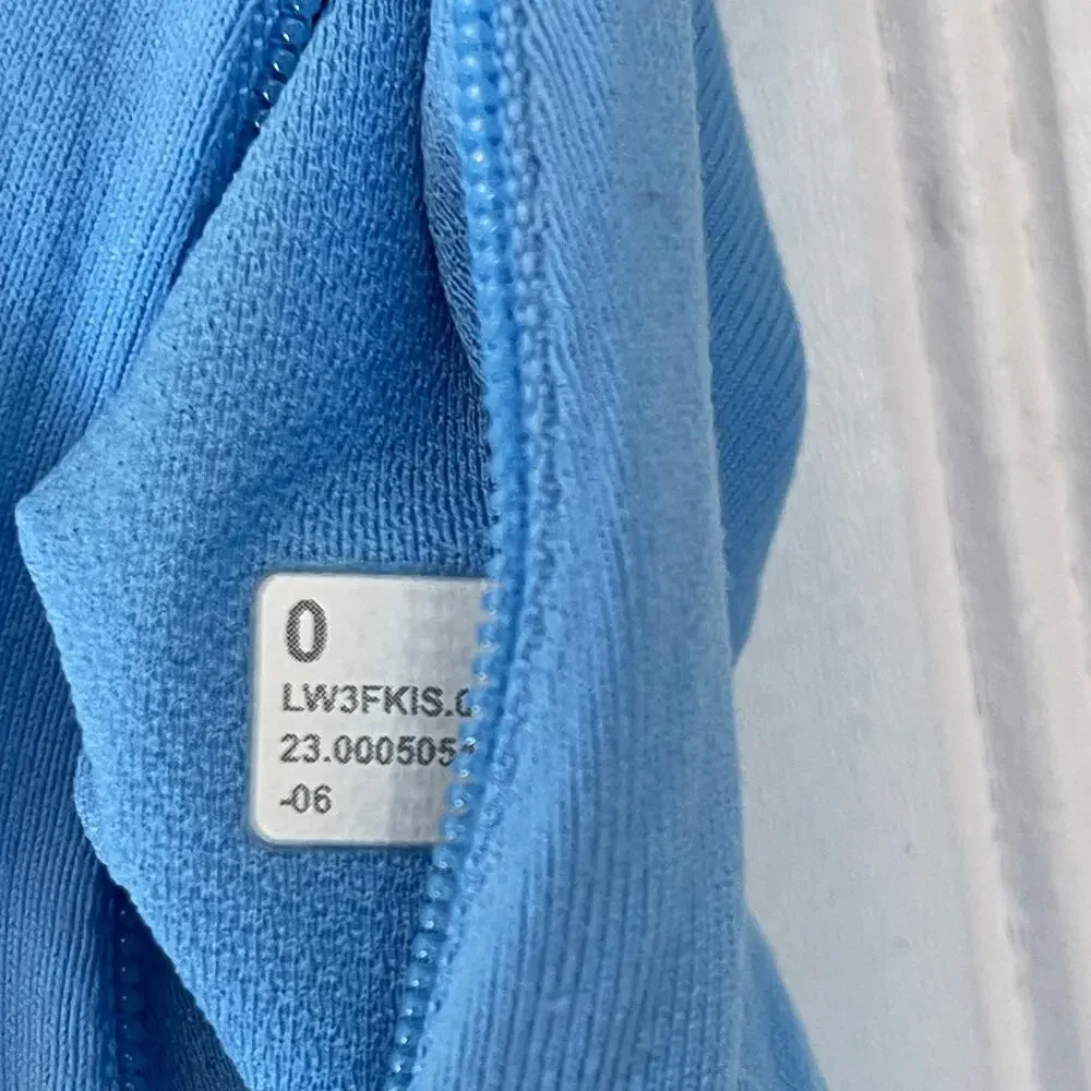 Lululemon Its Rulu Run Long Sleeve Shirt Blue Nile Activewear Size Womens 0 READ